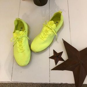 Air Out-Numbered Barley worn sneakers